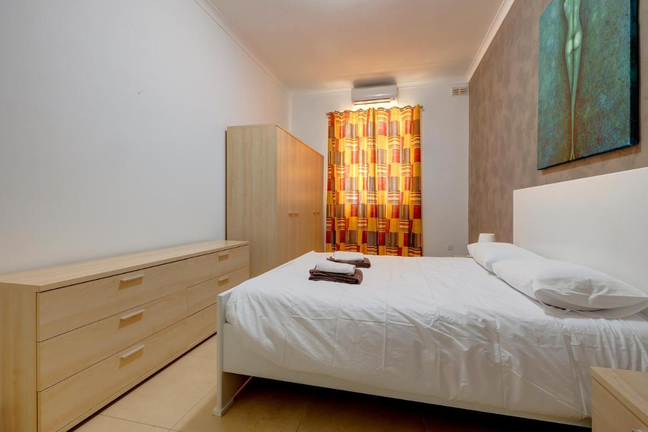 Modern 2 Bedroom Maisonette In Central Sliema Zewnętrze zdjęcie