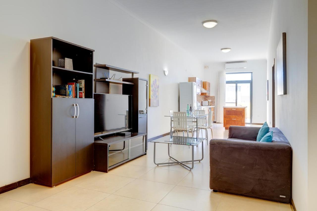 Modern 2 Bedroom Maisonette In Central Sliema Zewnętrze zdjęcie